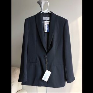 NWT Size 8 Ingenuity Women’s Navy Blue Blazer